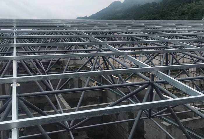 广水仁怀冠英学校艺体楼网架